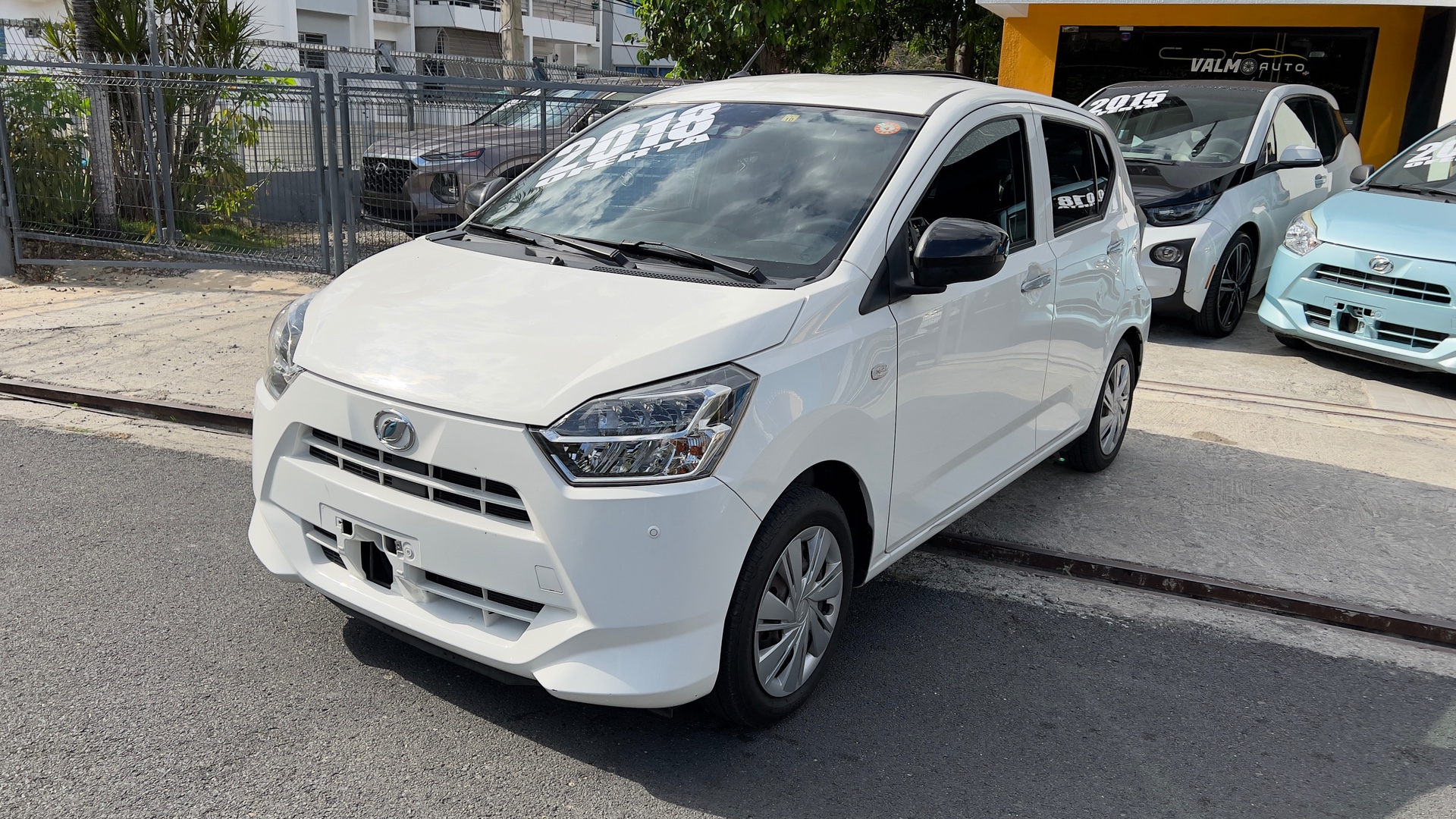 carros - Daihatsu Mira 2018