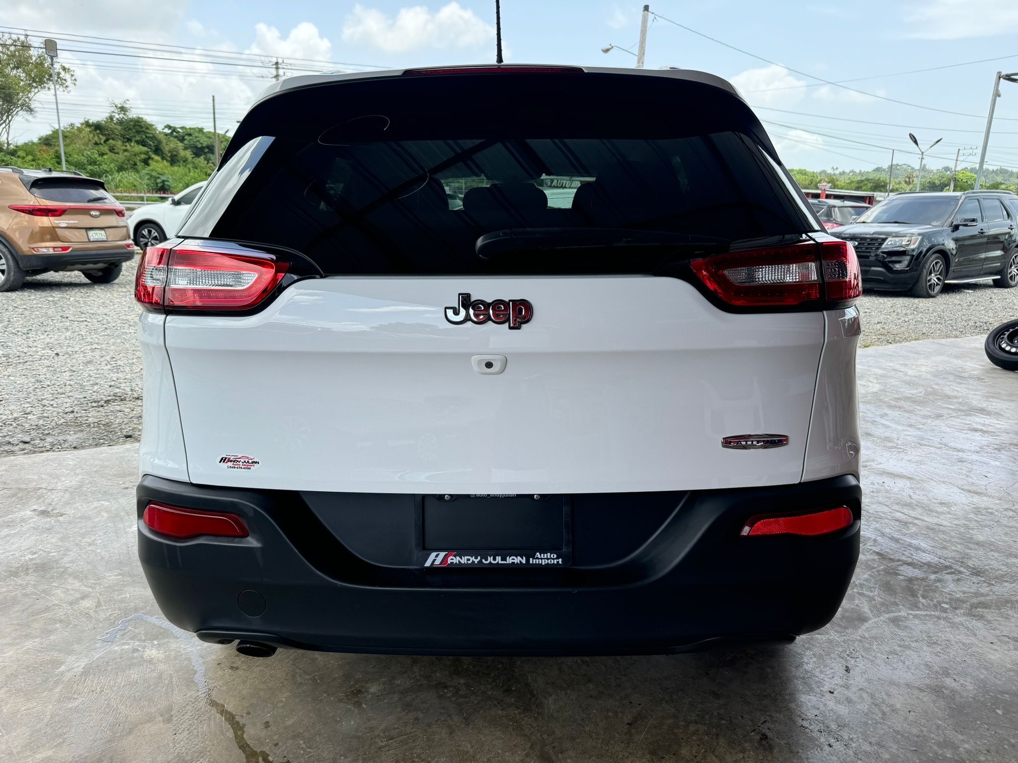 jeepetas y camionetas - Jeep Cherokee 2018 Latitude 5