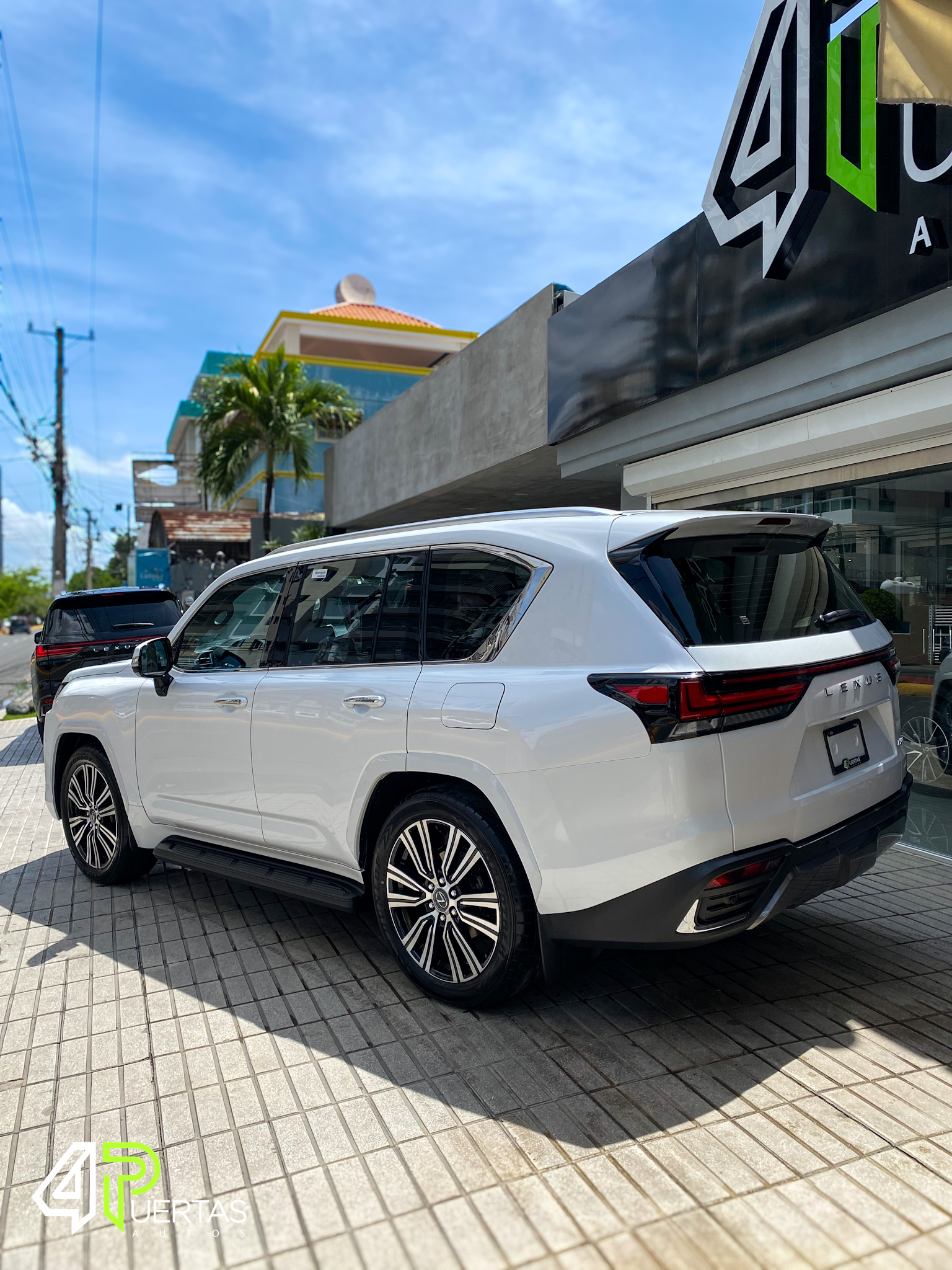 jeepetas y camionetas - LEXUS LX600 URBAN 3