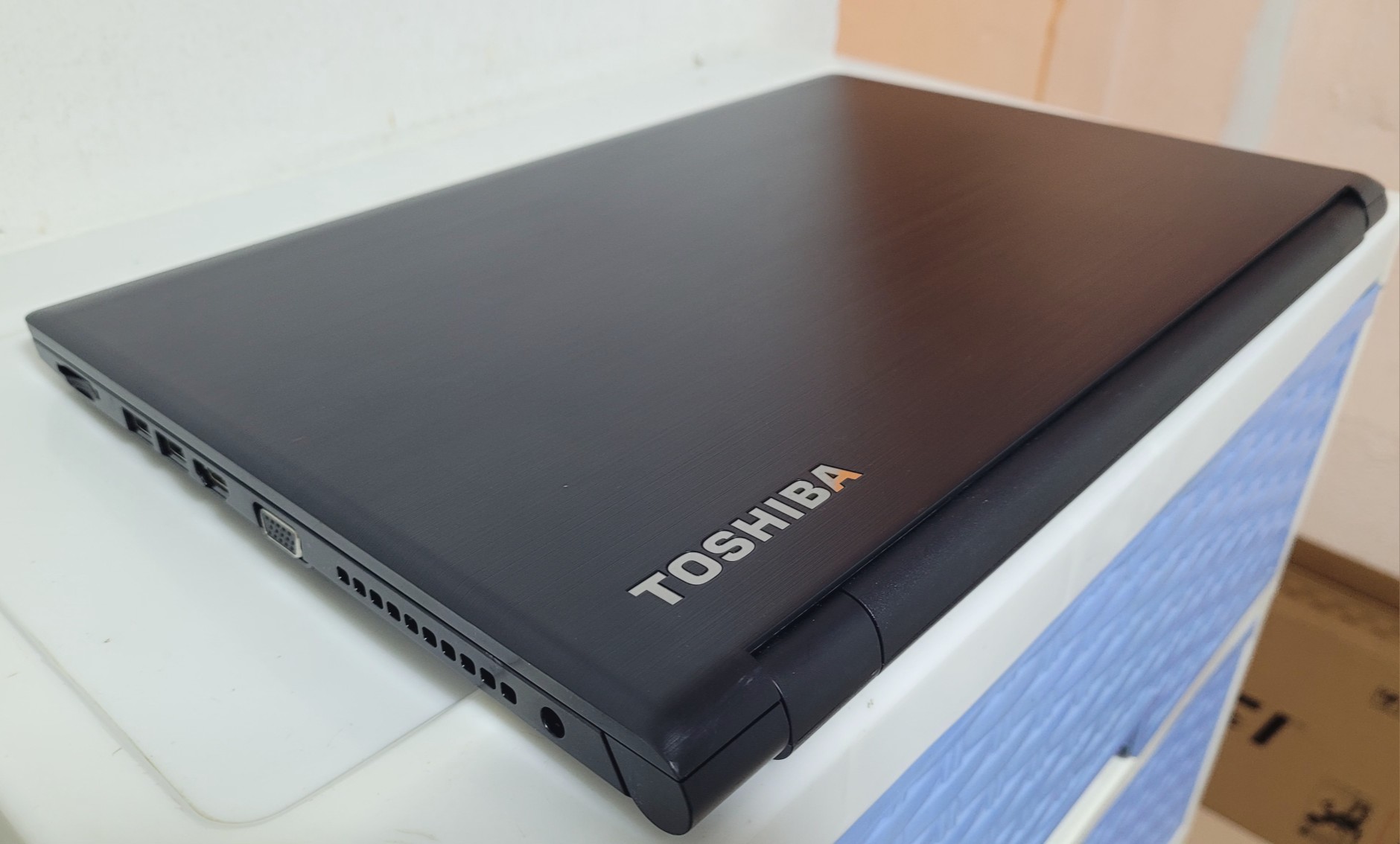 computadoras y laptops - Toshiba C50 17 Pulg Core i5 8va Gen Ram 16gb ddr4 Disco 512gb SSD Video 8gb 2