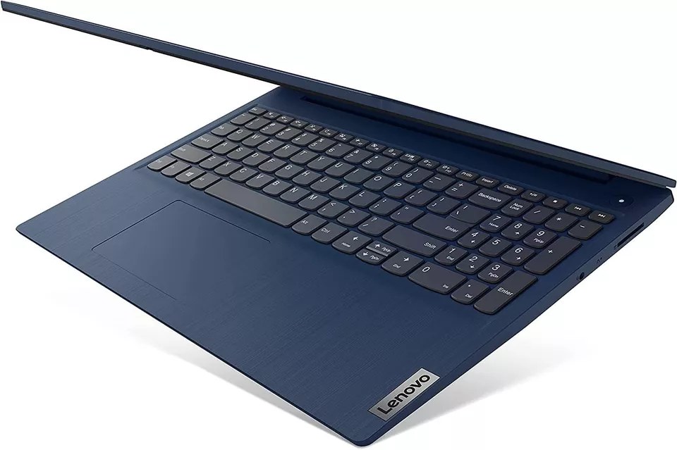 computadoras y laptops - Lenovo IdeaPad 3 15.6" FHD Intel i3 6