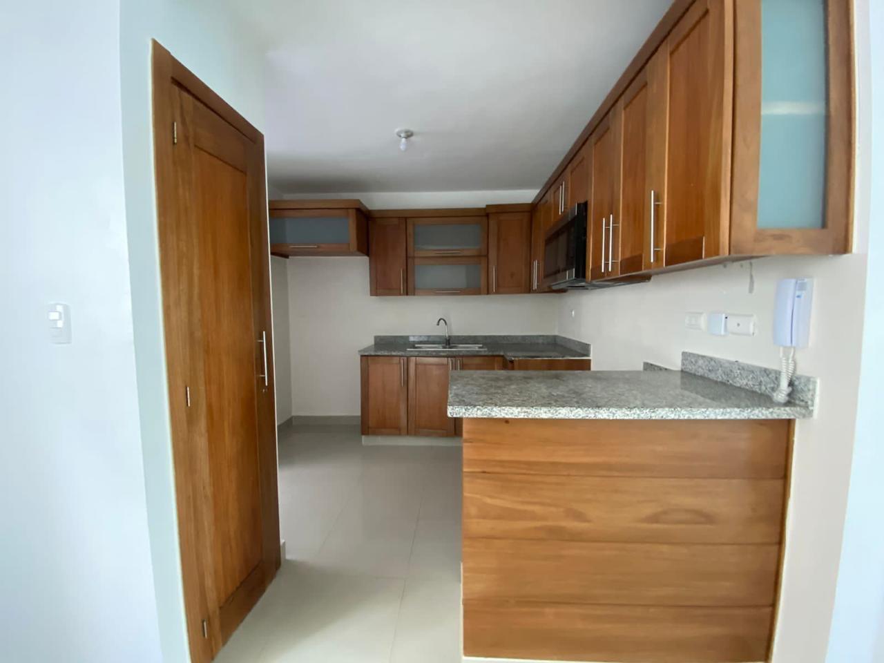 apartamentos - APARTAMENTO EN VENTA PRIMER NIVEL CON PATIO LLANOS DE GURABO SANTIAGO 6