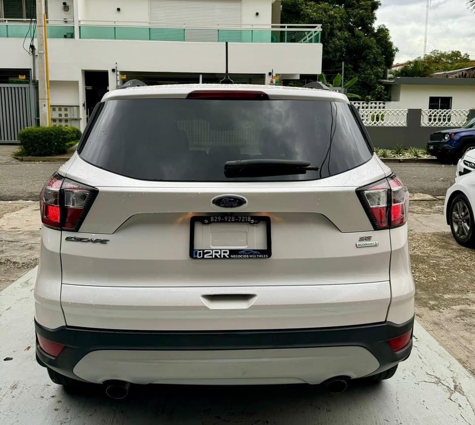 jeepetas y camionetas - Ford Escape SE Ecoboost 2018 6