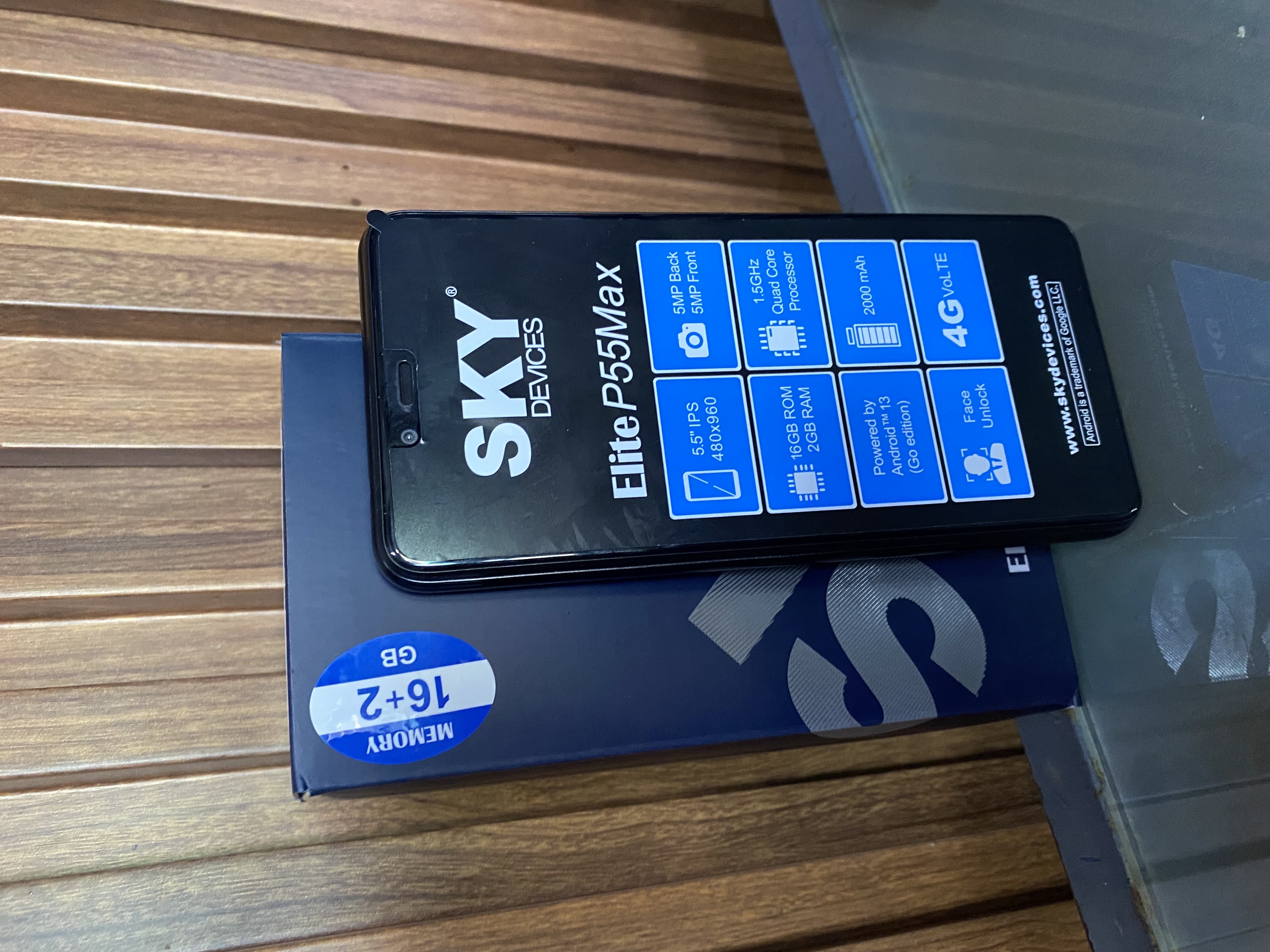 celulares y tabletas - SKY DIVICES P55 max 16GB 