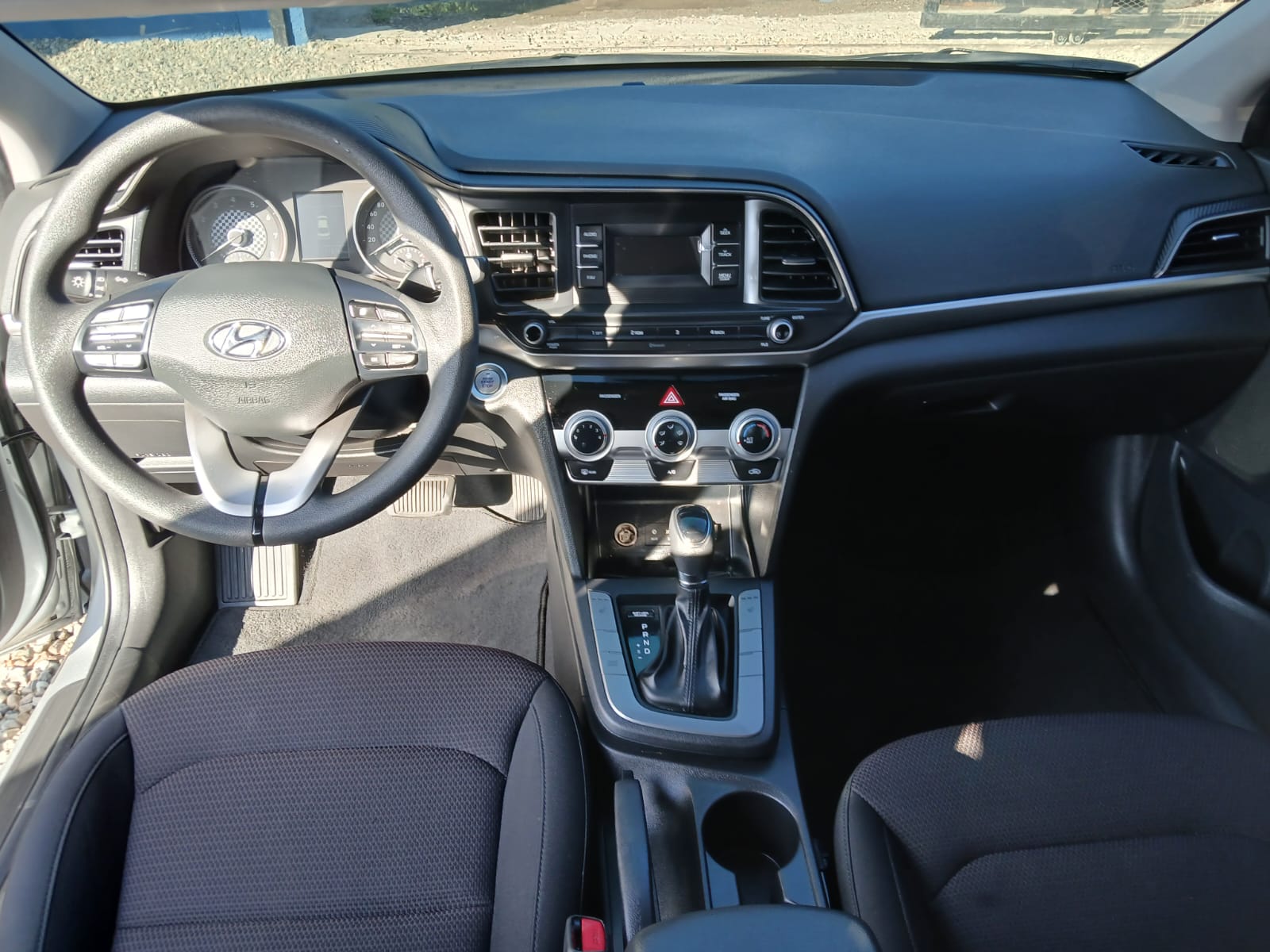 carros - VENDO HYUNDAI AVANTE 2020 FINANCIAMIENTO DISPONIBL 8