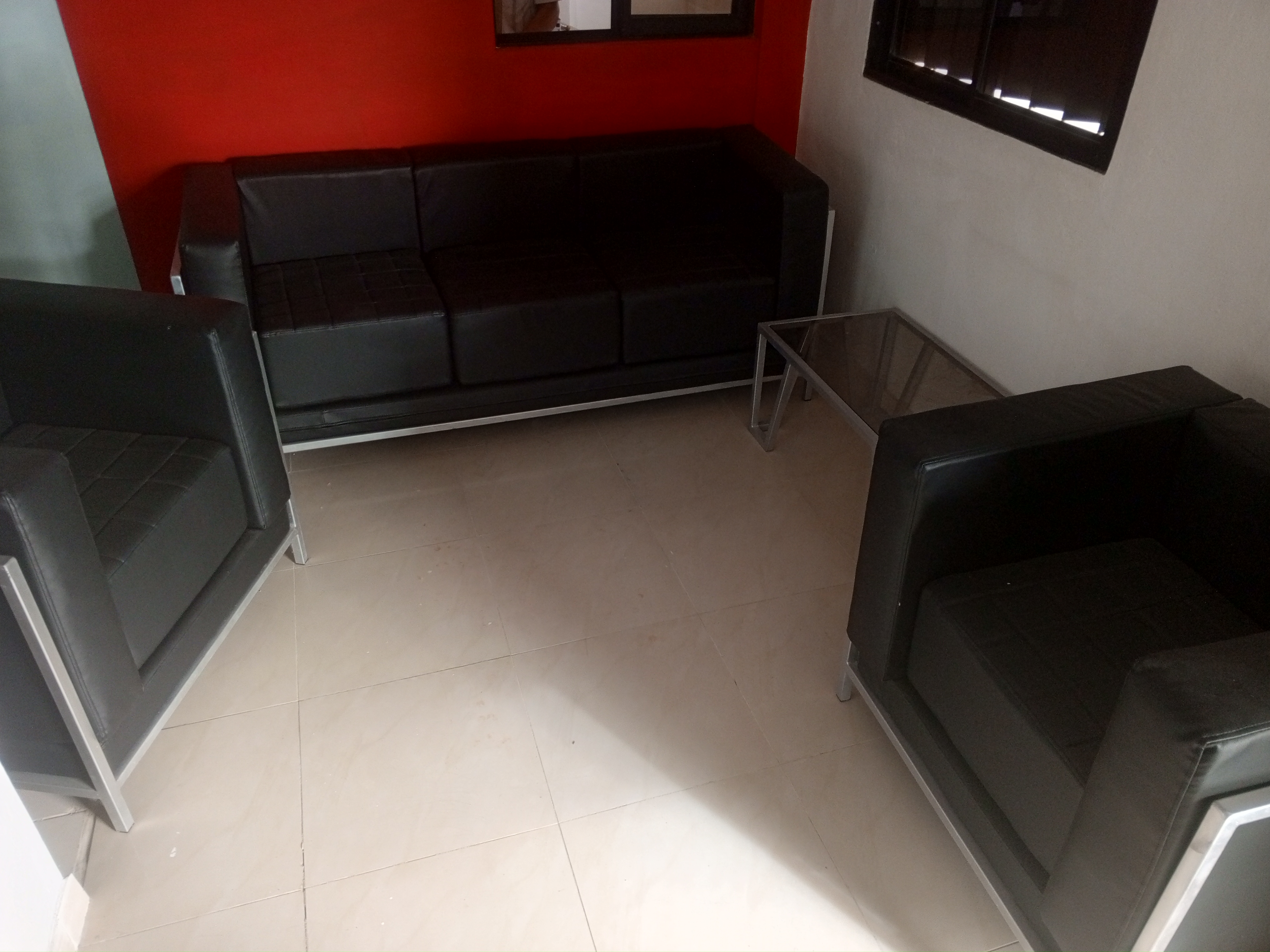 muebles y colchones - Set de muebles para la casa o el lobby.  7