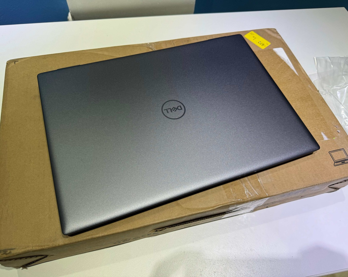 celulares y tabletas - Laptop DELL Vostro 7620| i7 ,16 inch FHD+| 24GB RAM | 1TB SSD Nueva $ 54,500 NEG