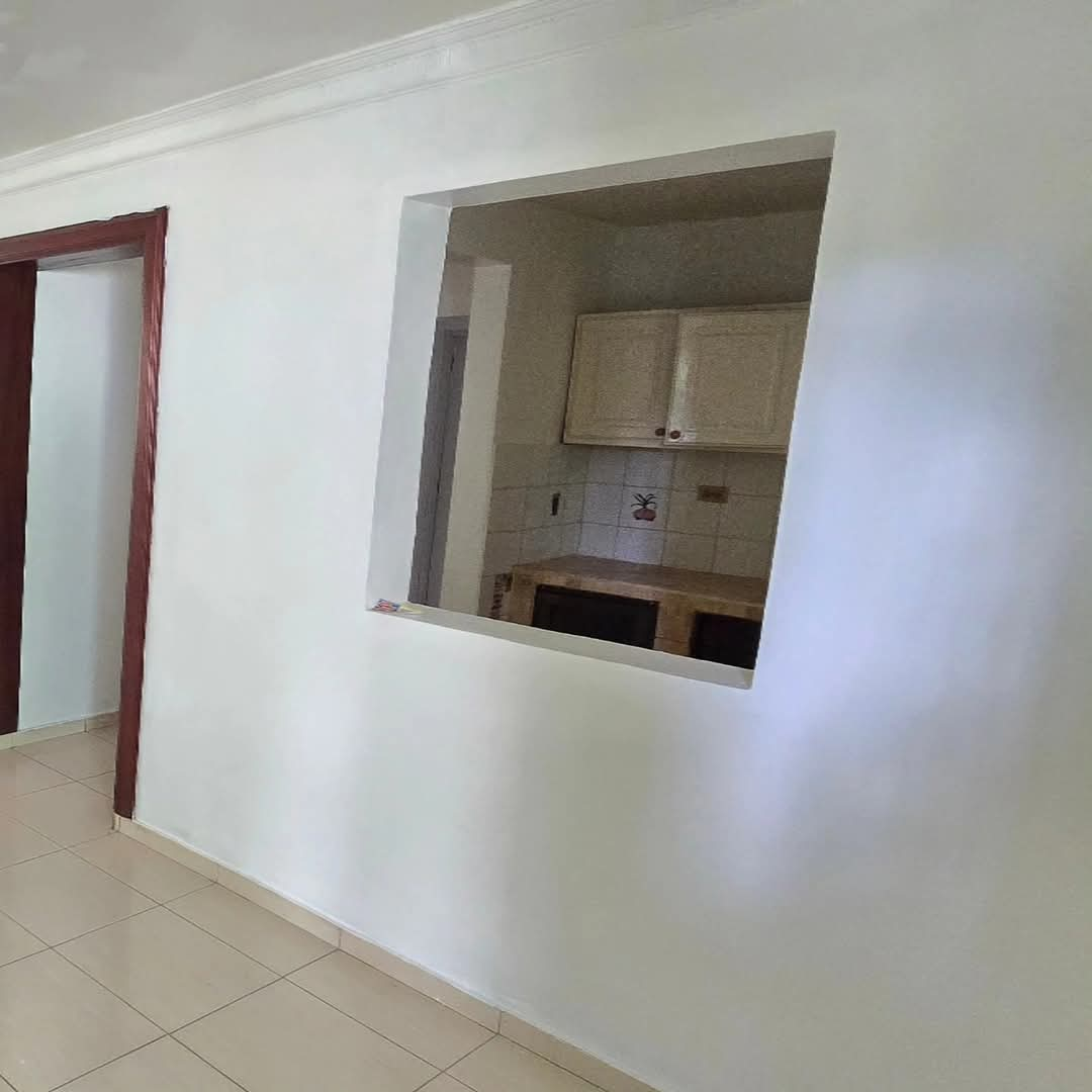 apartamentos - rento 2do piso villa olímpica frente al colegio génesis  5