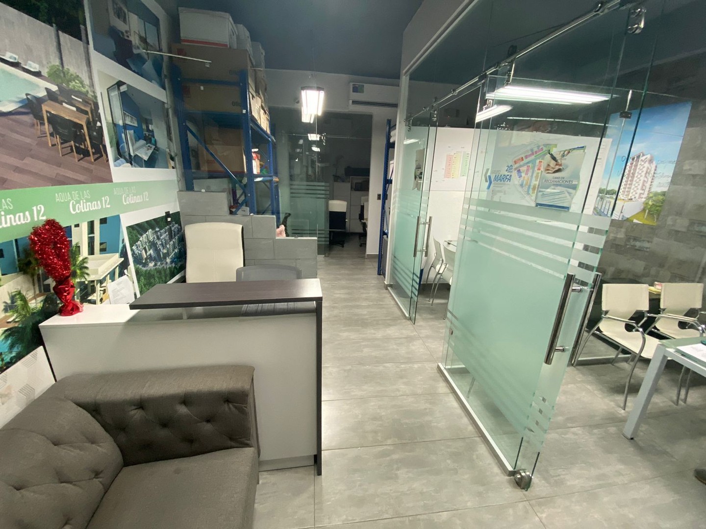 oficinas y locales comerciales - local en venta en los jardines cerca av. kennedy , santo domingo