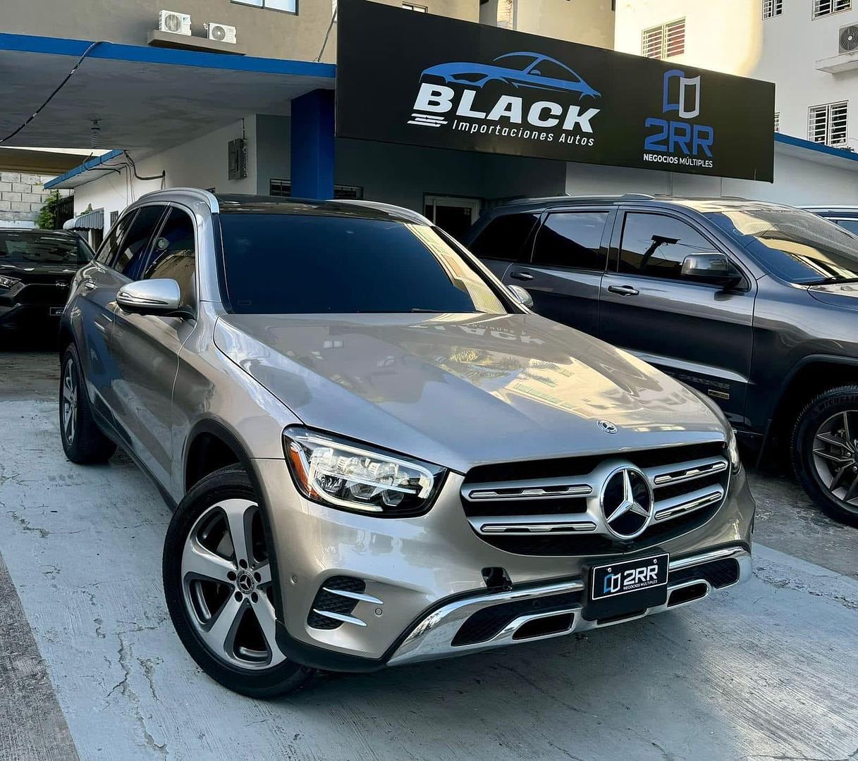 jeepetas y camionetas - MERCEDES BENZ GLC 300 2020