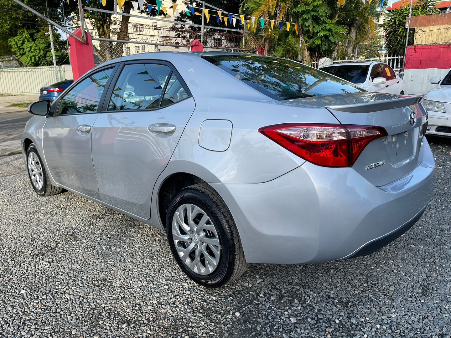 carros - Toyota Corolla 2018 4