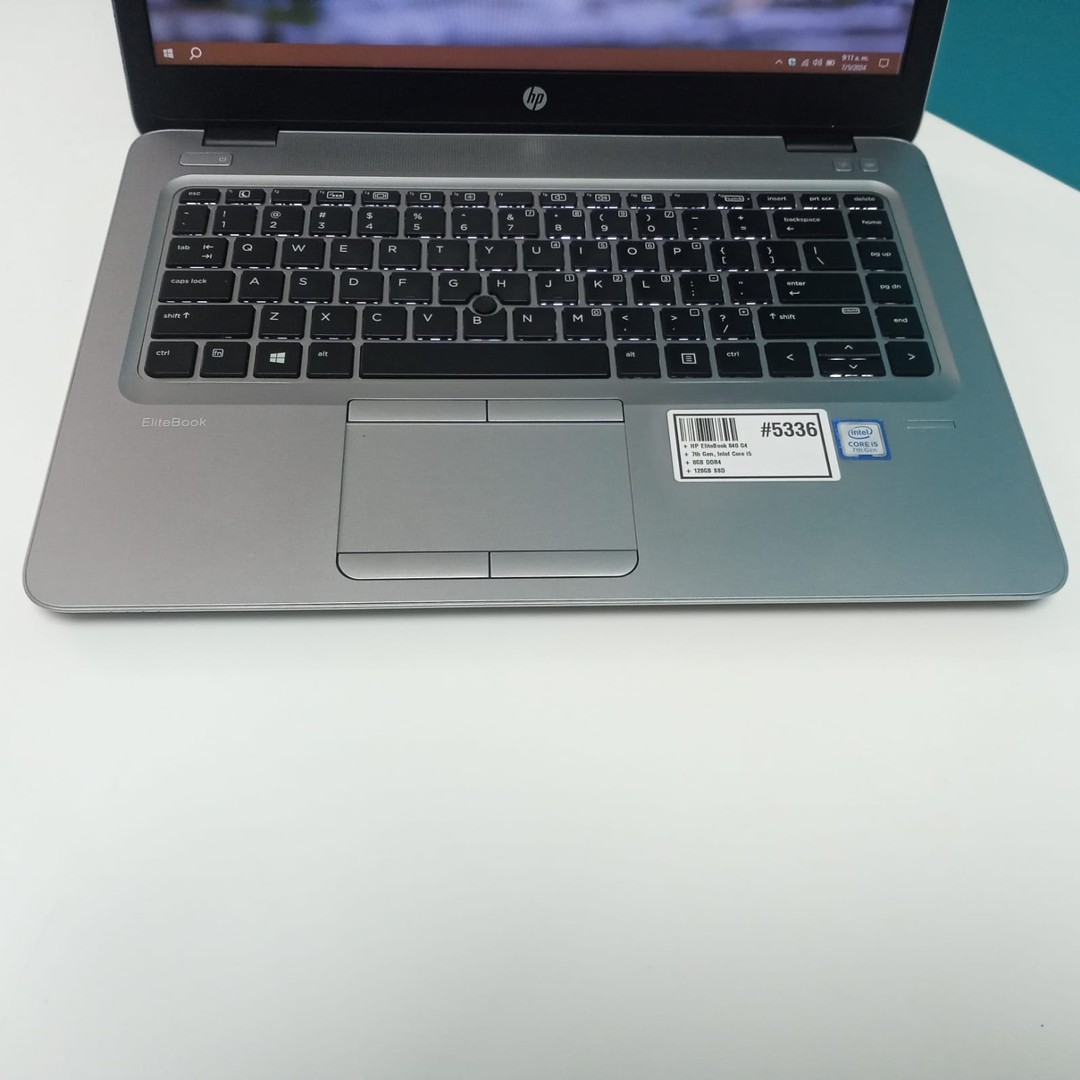 computadoras y laptops - Laptop, HP EliteBook 840 G4 / 7th Gen, Intel Core i5 / 8GB DDR4 / 128GB SSD

 5