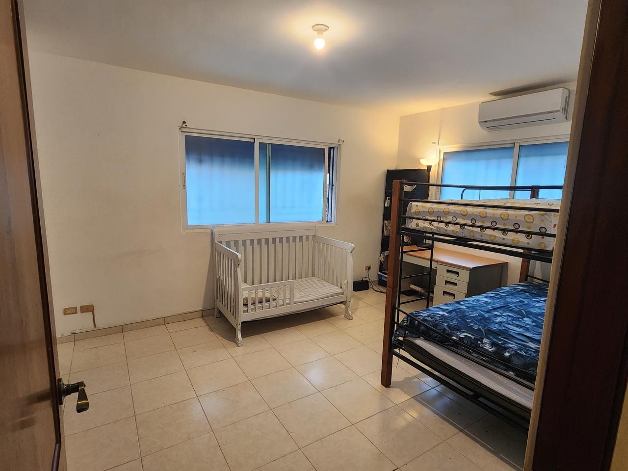 apartamentos - Vendo Apartamento en Arroyo Hondo Viejo por el Supermercado Nacional 8