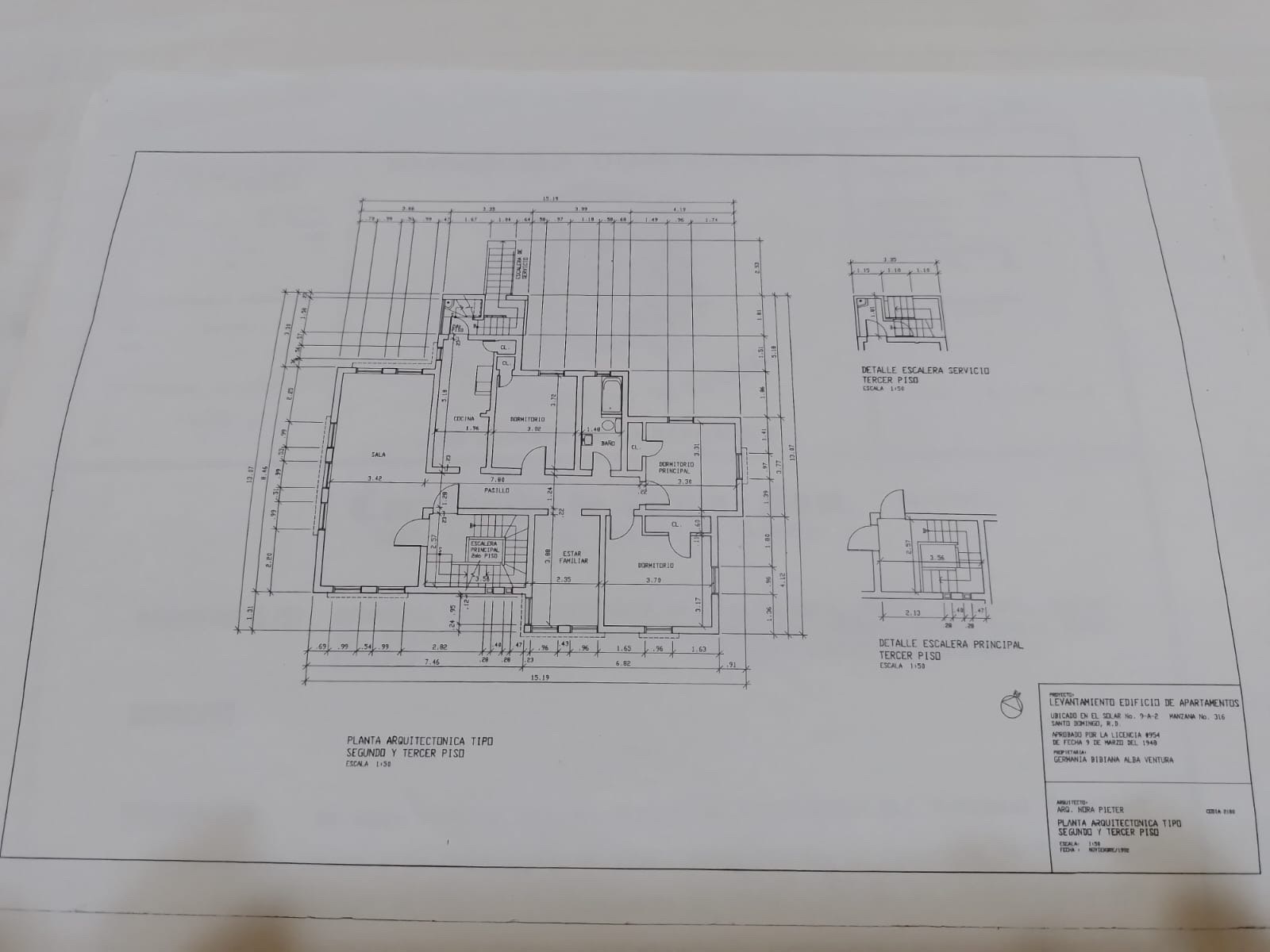 casas - vendo casa para construir edificio en Gazcue con más de 20 o para oficina 9