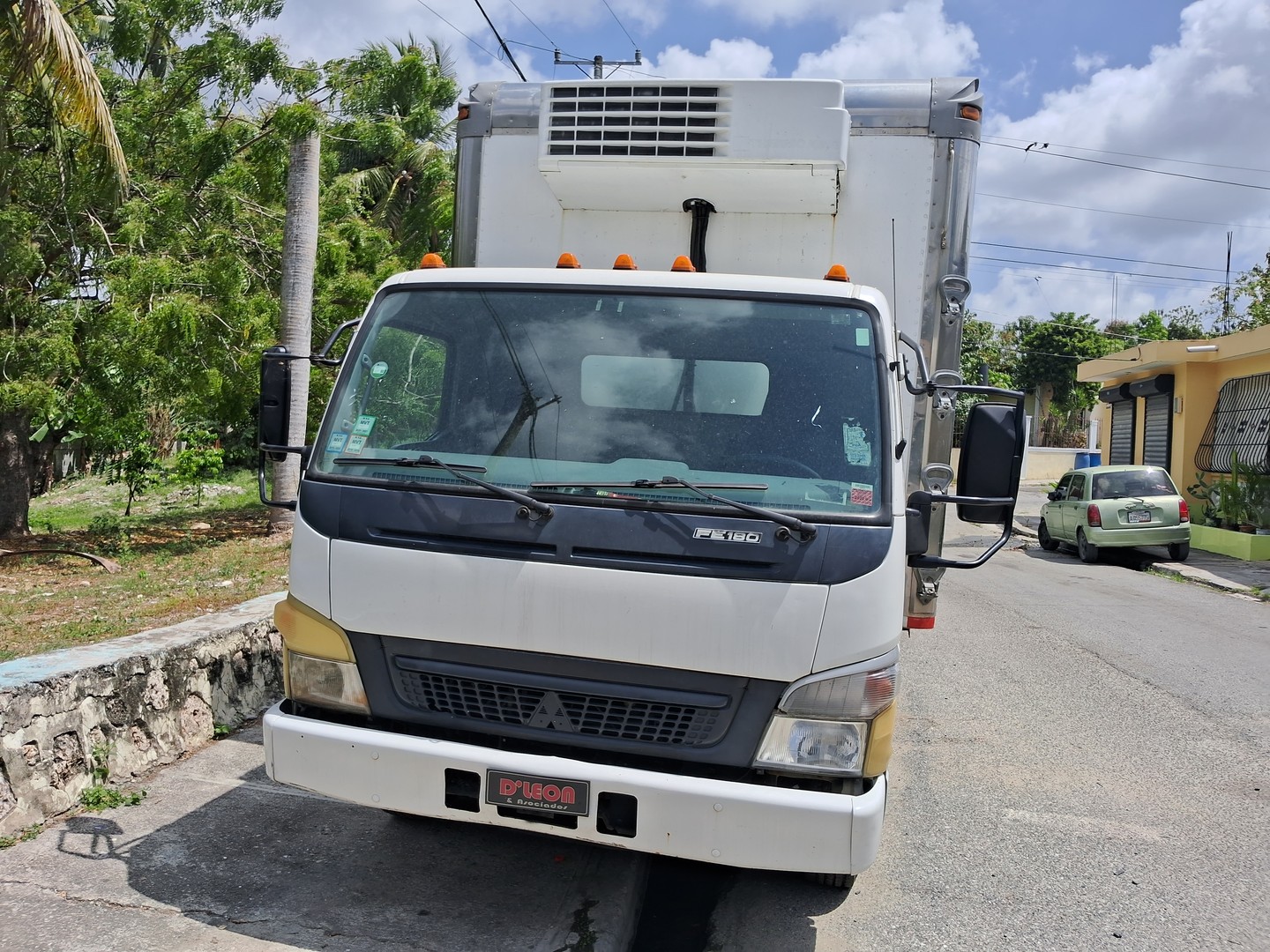 camiones y vehiculos pesados - Camión Mitsubishi Fuso Modelo FE180 Año 2006