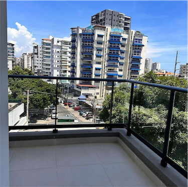 apartamentos - Apartamento en alquiler Vacío en Bella vista 3 habitaciones cada una con su Baño 0