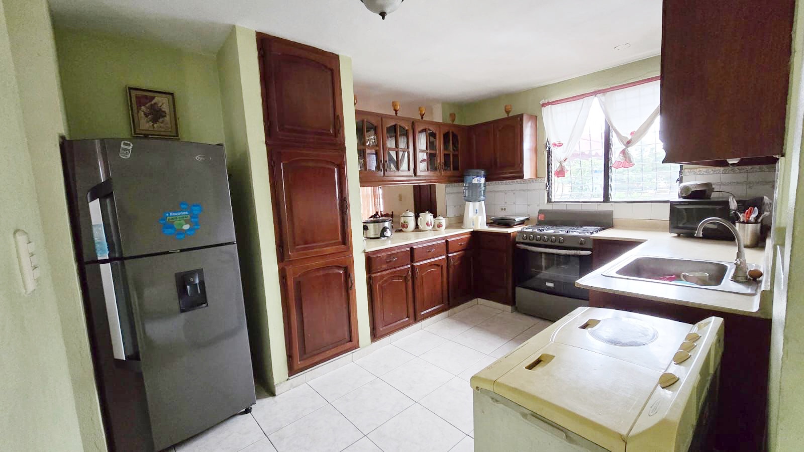 casas - Propiedad en venta céntrica  1