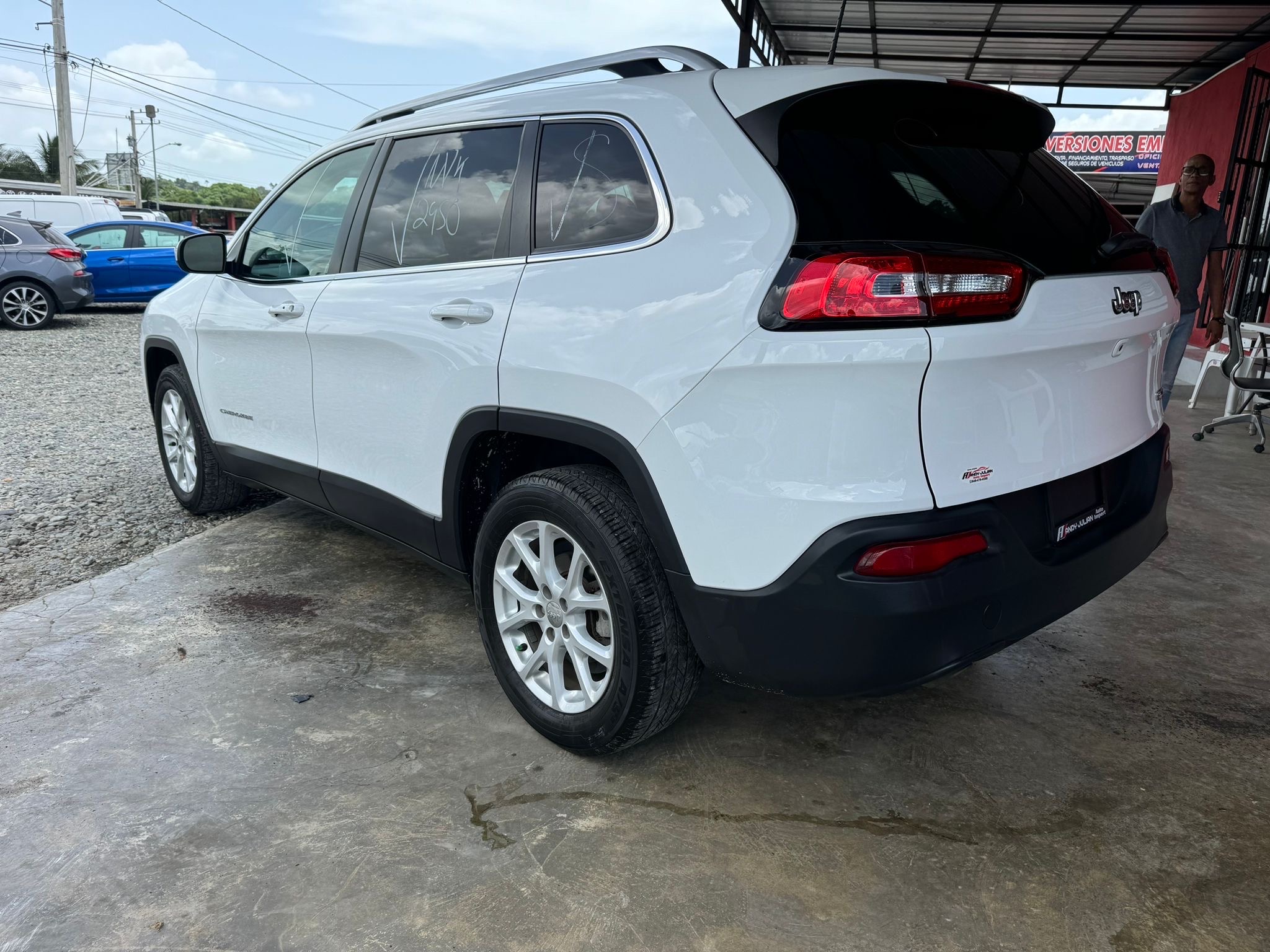 jeepetas y camionetas - Jeep Cherokee 2018 Latitude 3