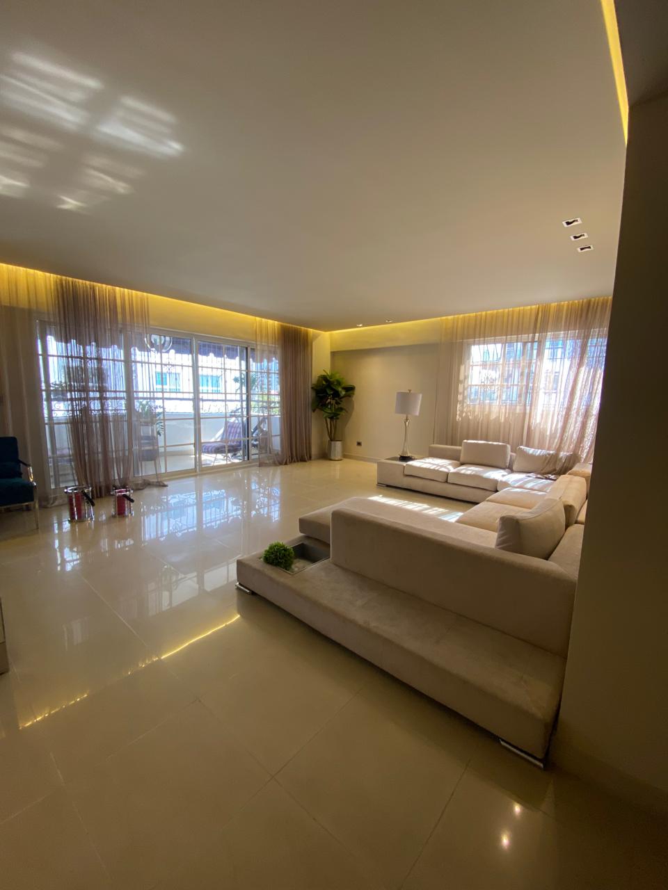 apartamentos - Venta de Apartamento en Bella Vista, Santo Domingo 1