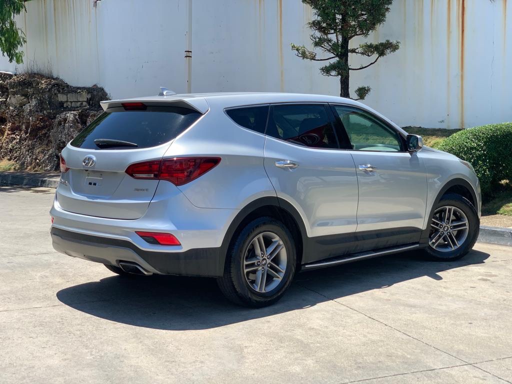 jeepetas y camionetas - HYUNDAI SANTA FE SPORT 2017 VERSION AMERICANA  EN OFERTA INTERIOR EN PIEL  8