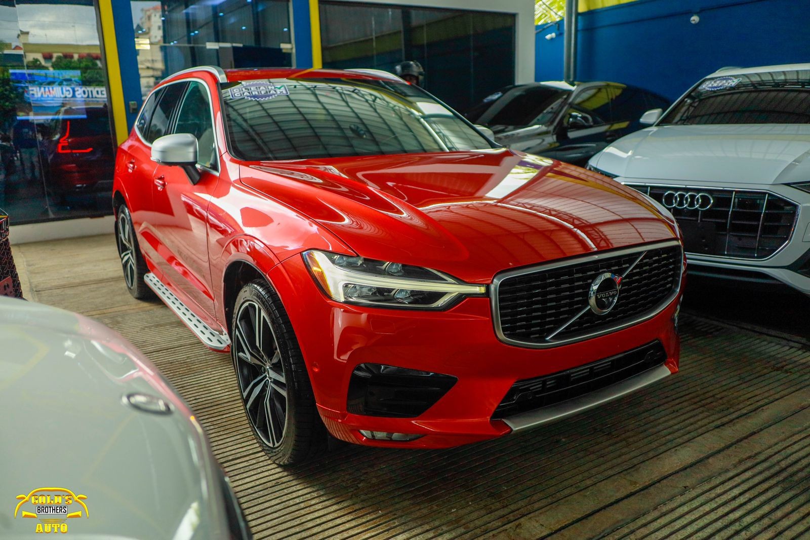 jeepetas y camionetas - Volvo XC60 R-Desing 2019 Clean Carfax