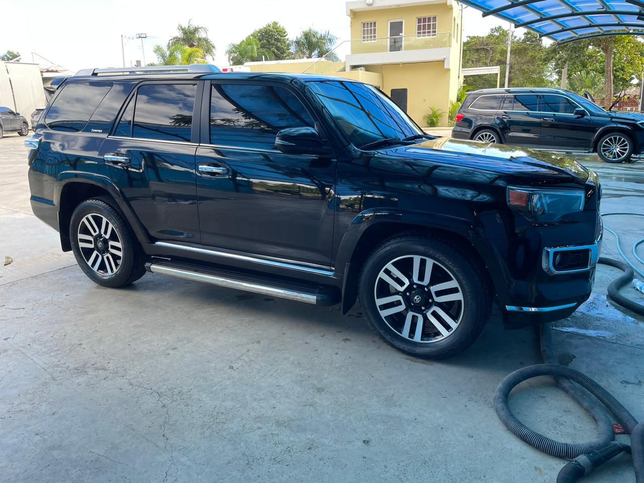 jeepetas y camionetas - Toyota 4runner limited 2018 5