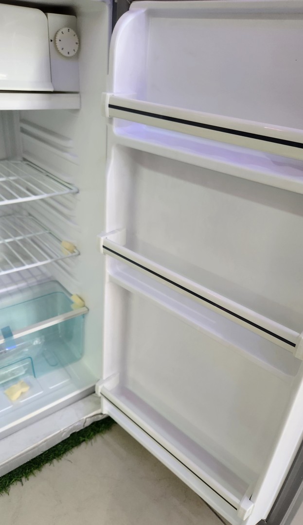 electrodomesticos - Nevera, refrigerador pequeño, frigorífico, fresquera, heladera. 5
