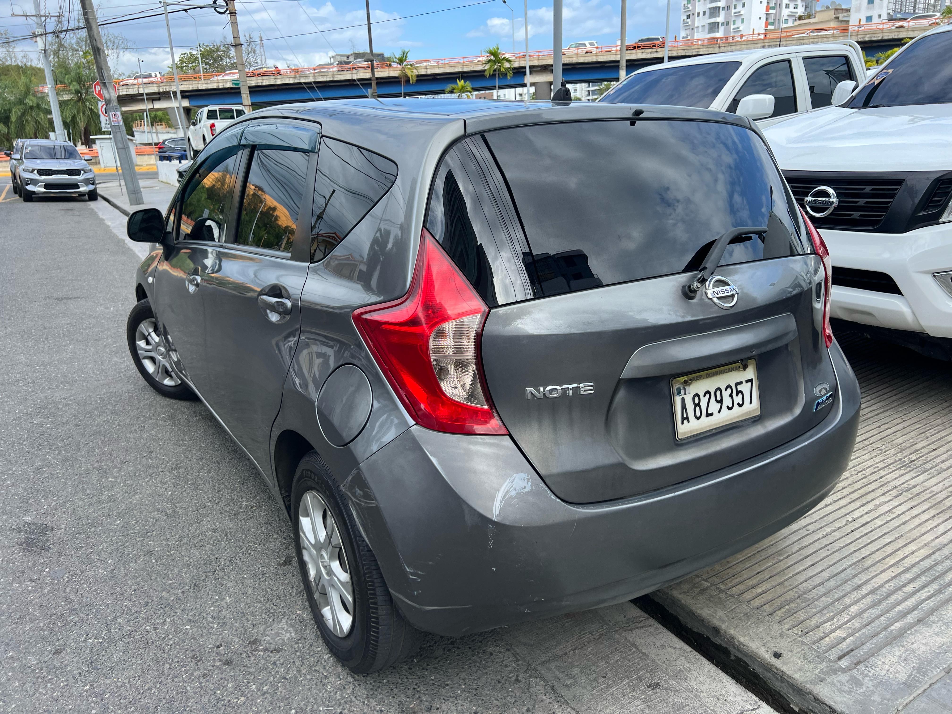 carros - NISSAN NOTE 2013 3