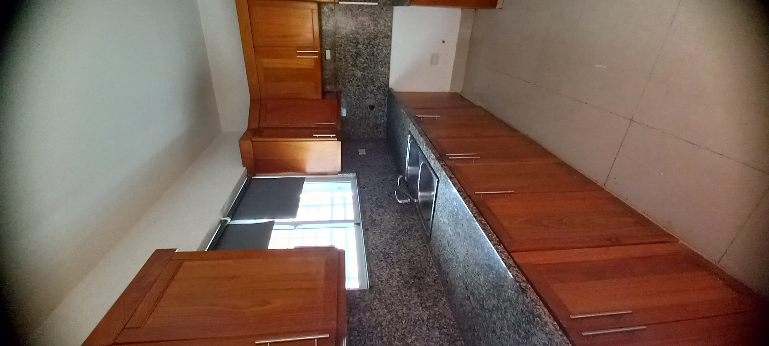 apartamentos - Hermoso apartamento 1er nivel Los Prados con parqueo privado 3