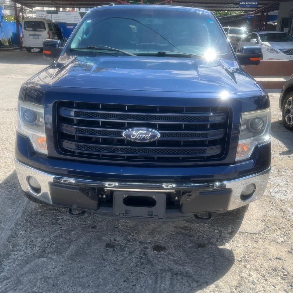 jeepetas y camionetas - Ford f150 lariat v8 2014