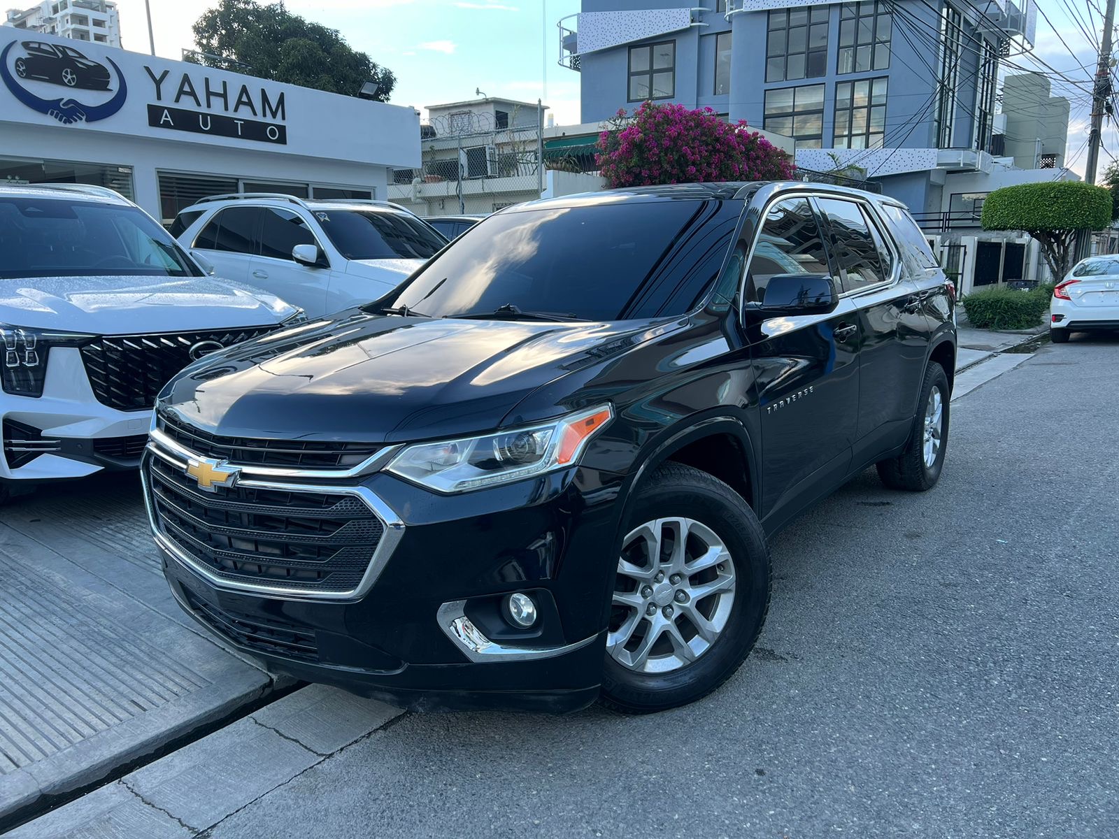 jeepetas y camionetas - CHEVROLET TRAVERSE 2018