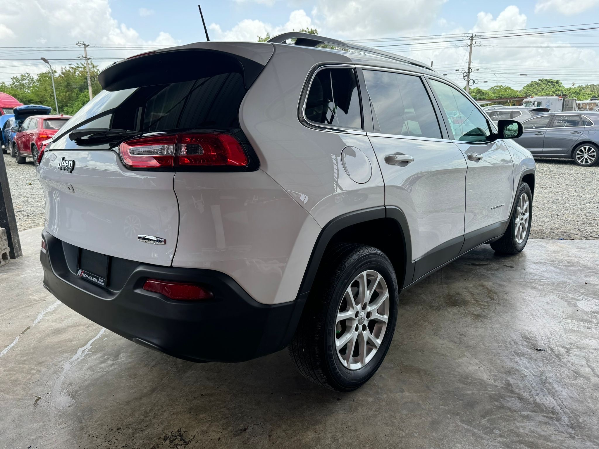 jeepetas y camionetas - Jeep Cherokee 2018 Latitude 4