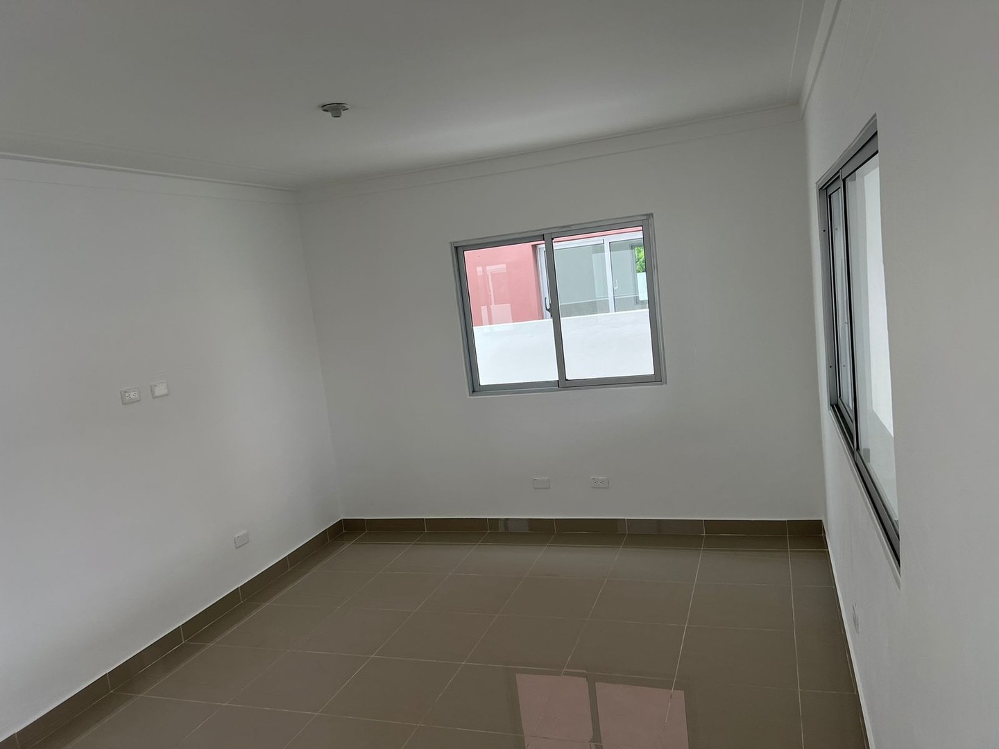 casas - CASAS EN VENTA UBICADAS EN BRISA ORIENTAL, SAN ISIDRO, ZONA ORIENTAL 
 5