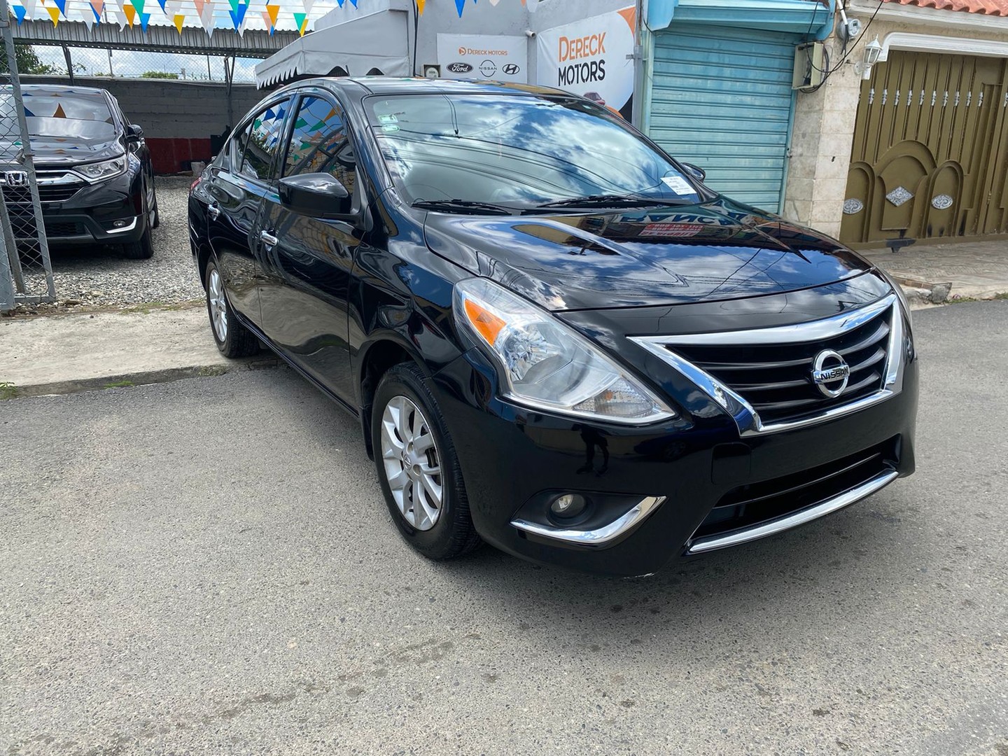 carros - NISSAN VERSA 2017  1