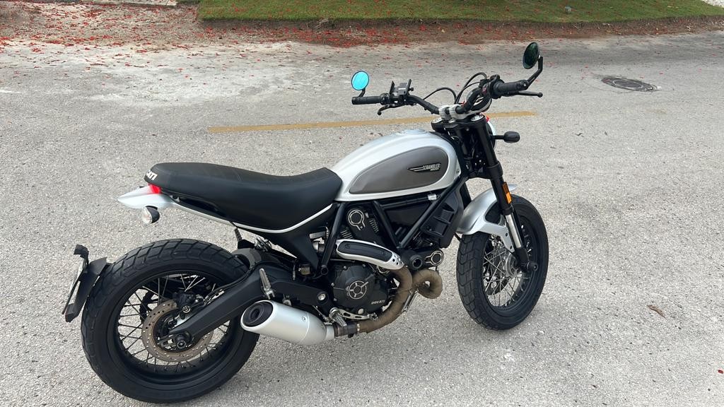 motores y pasolas - Vendo Ducati Scrambler Icon Dark 803CC **OPORTUNIDAD** 1