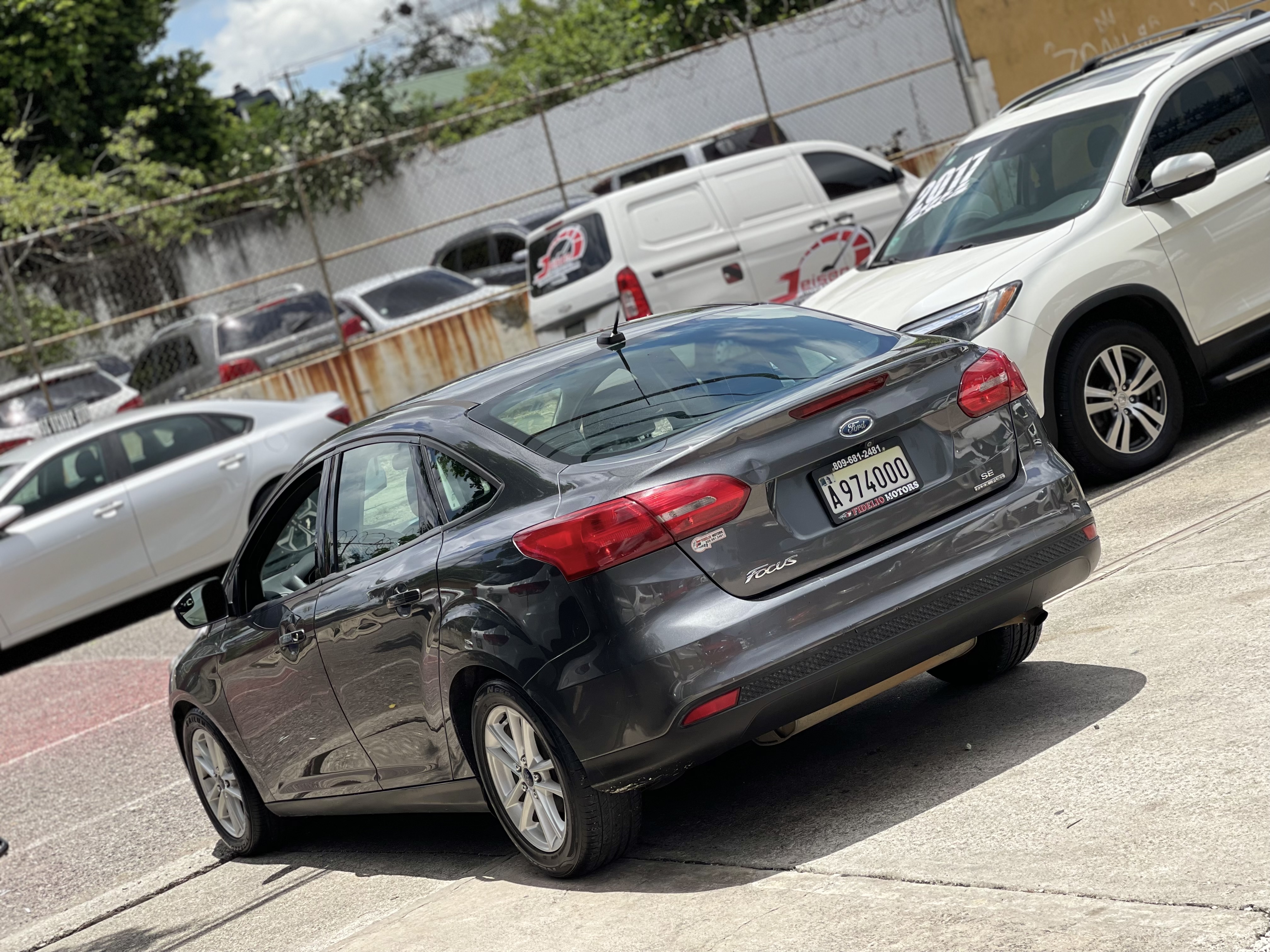 carros - 2016 Ford Focus SE NEGOCIABLE CLEAN CARFAX 1