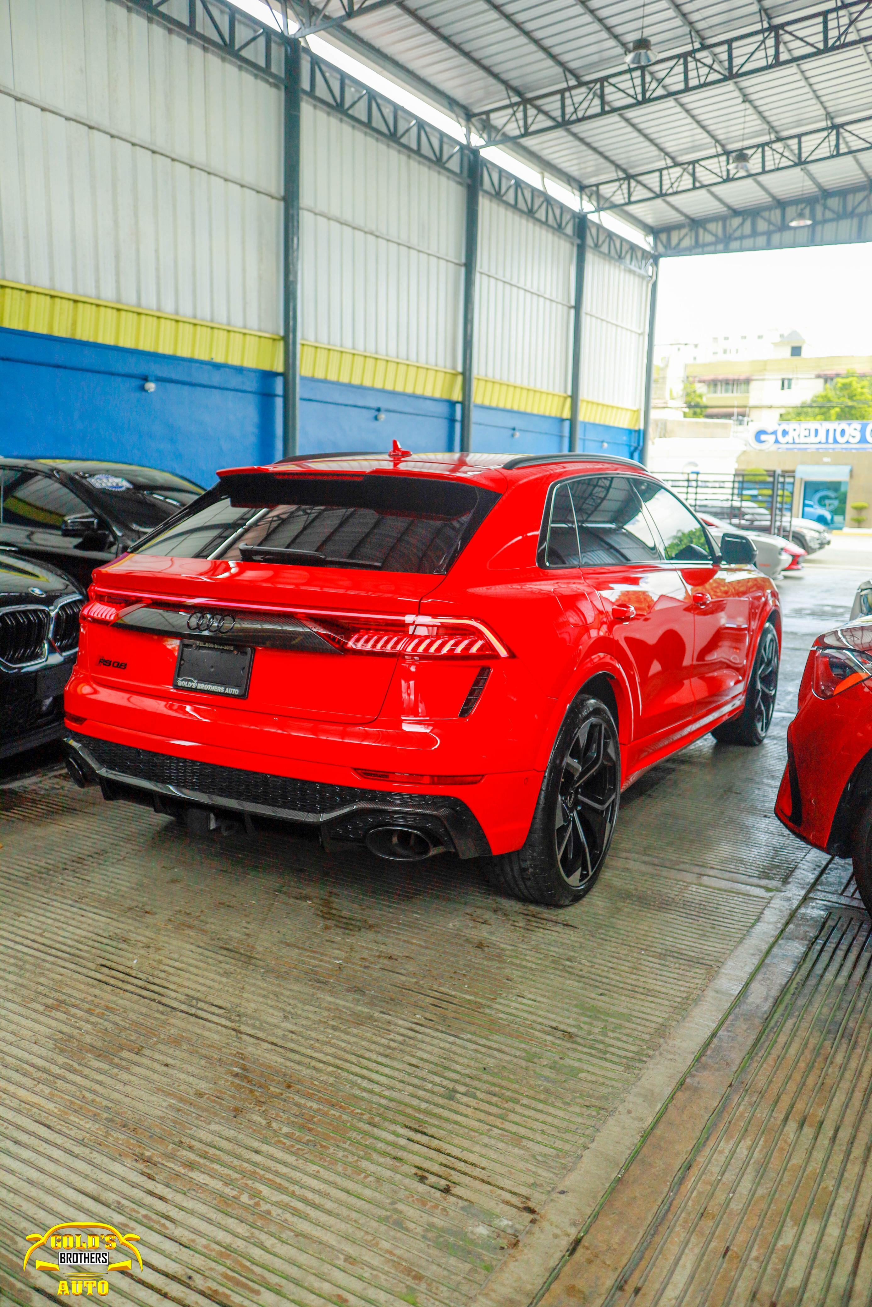 jeepetas y camionetas - Audi RS Q8 2021 Clean Carfax 4