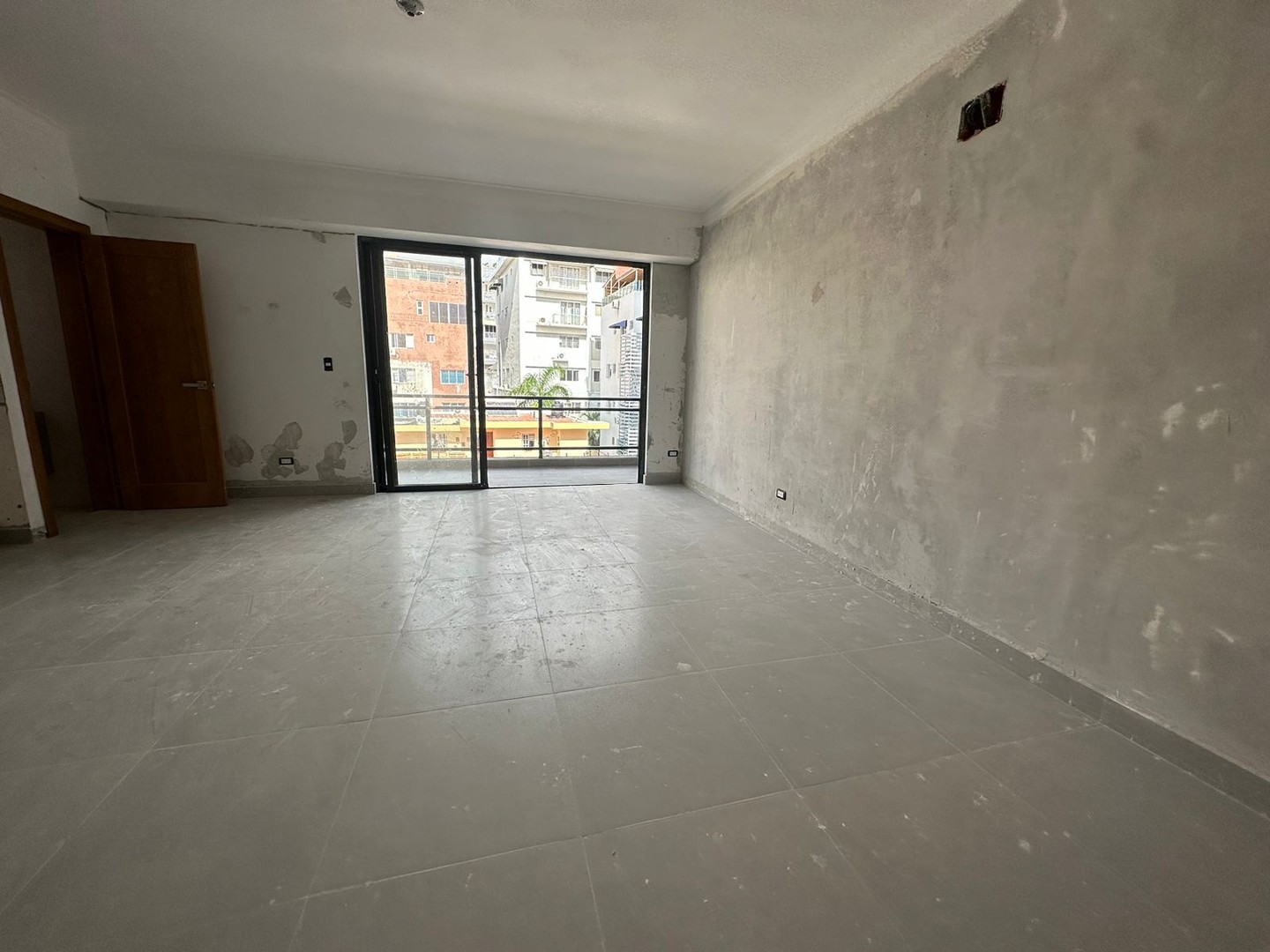 apartamentos - Vendo Mirador Norte, piso 4. 3 habitaciones con su baño 2