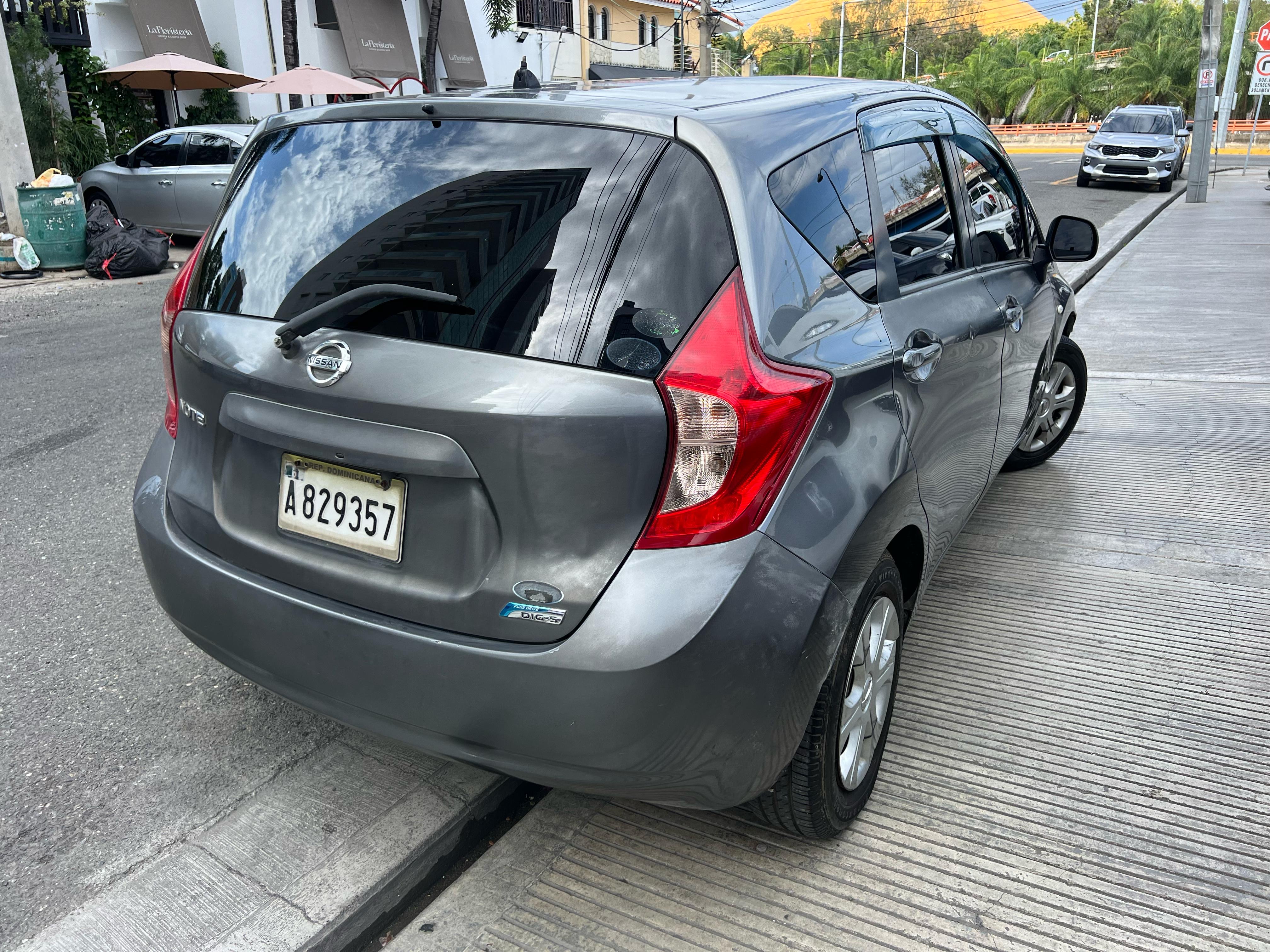carros - NISSAN NOTE 2013 5