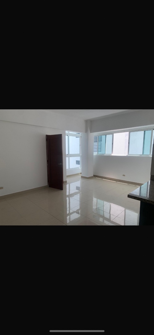 oficinas y locales comerciales - Apartamento 165 m Urb Fernández 3 hab 1100 manto incluido 