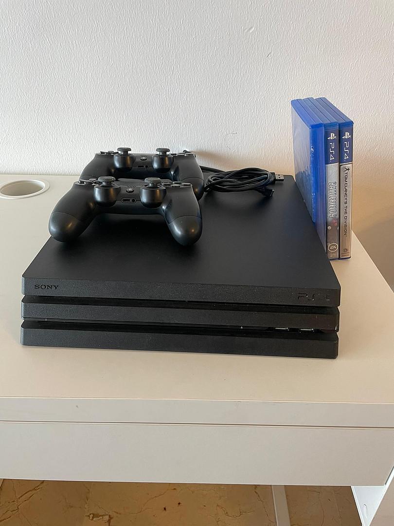 consolas y videojuegos - PlayStation 4 PRO 1 Tera