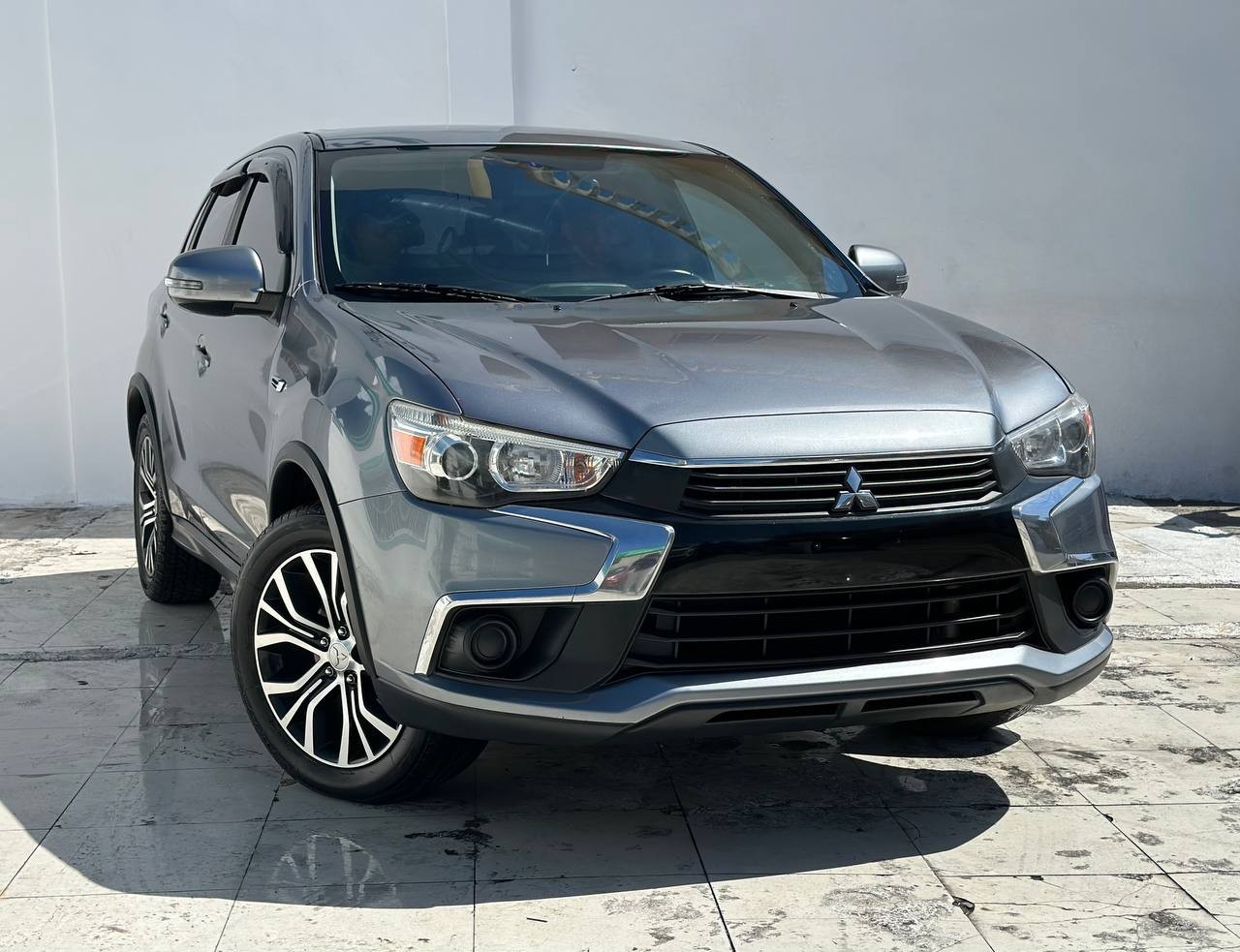 jeepetas y camionetas - MITSUBISHI OUTLANDER SPORT 2017       Clean Carfax