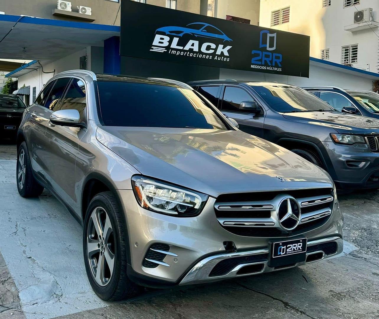 jeepetas y camionetas - MERCEDES BENZ GLC 300 2020 4