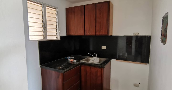 apartamentos - Vendo apartamento estudio en la 27 de febrero próximo a plaza alpha o el dorado 8