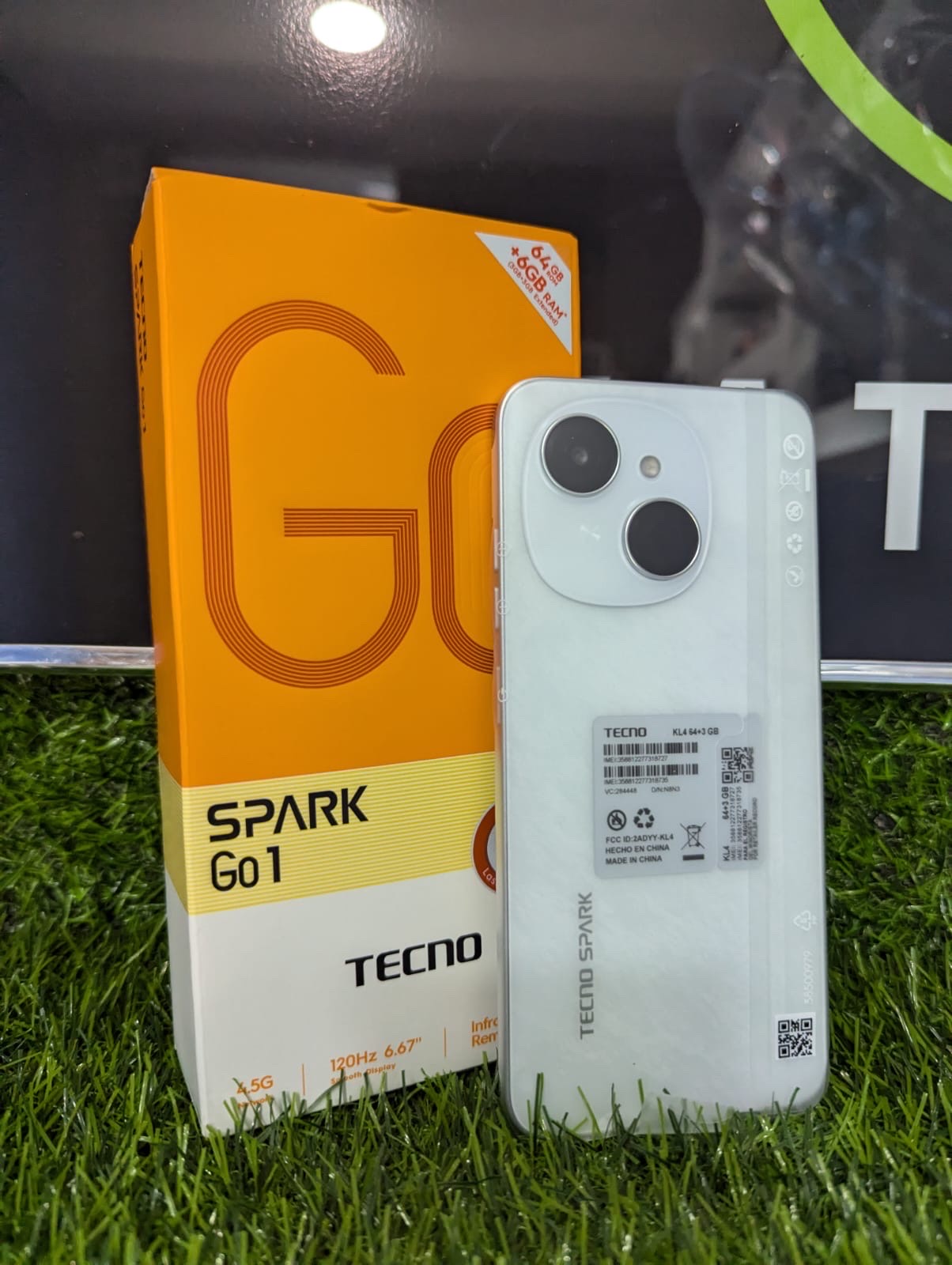 celulares y tabletas - Tecno sparck 2025 3