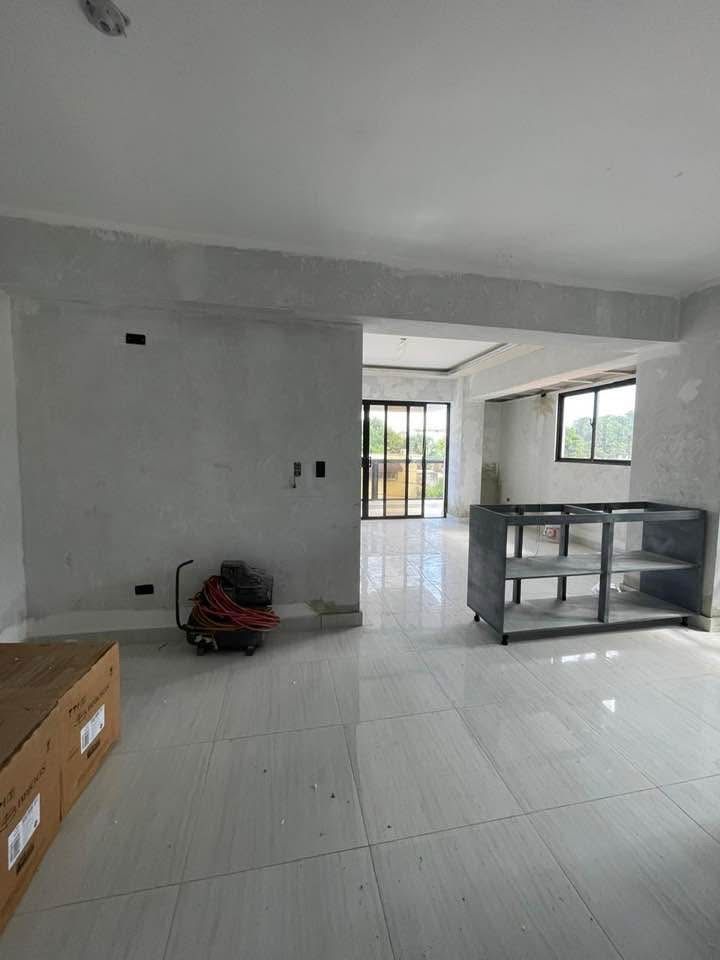 apartamentos - Vendo nuevo independencia klm 7 tres hab 2.5 baños 4