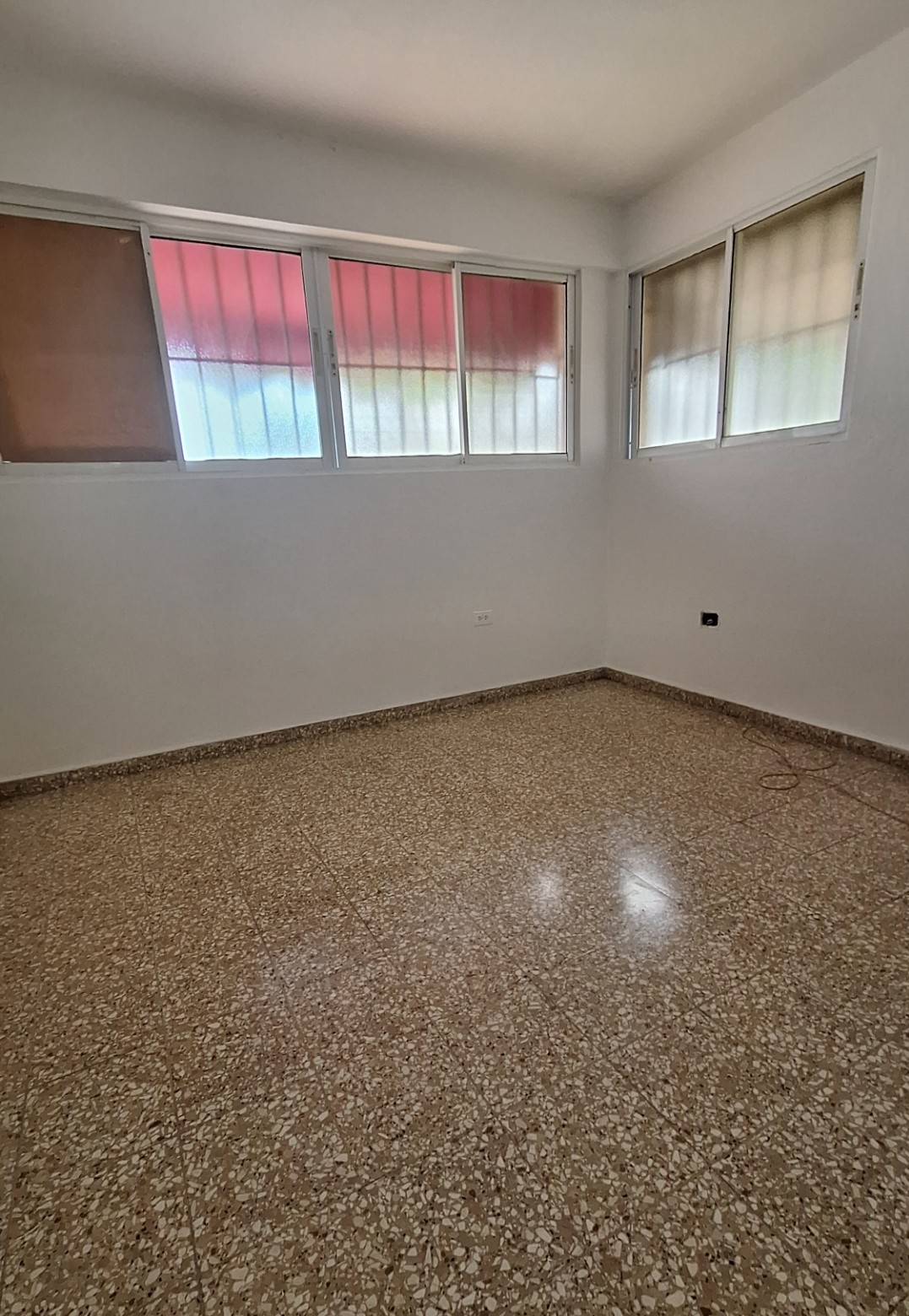 apartamentos - VENDO BELLA VISTA SUR  1