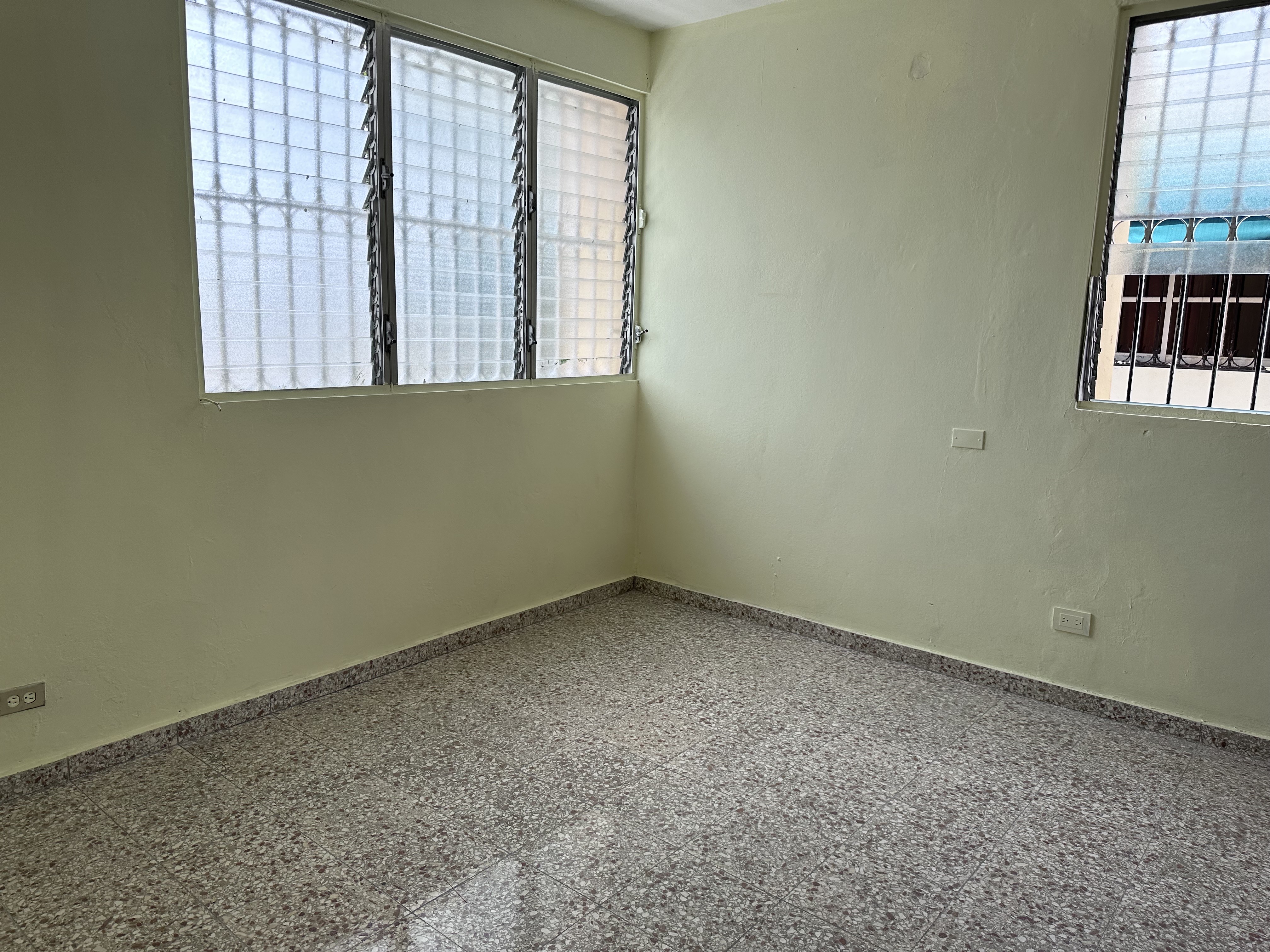 casas - Vendo Casa de 2 Niveles en Alma Rosa 2da 9