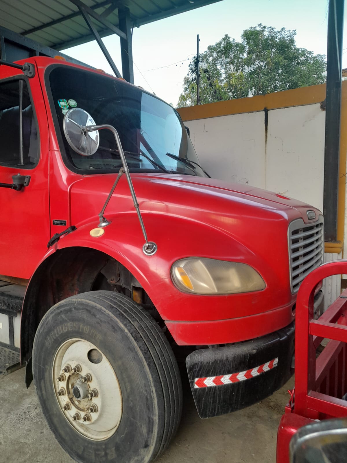 camiones y vehiculos pesados - camiones freightliner 2008 y 2009
 3