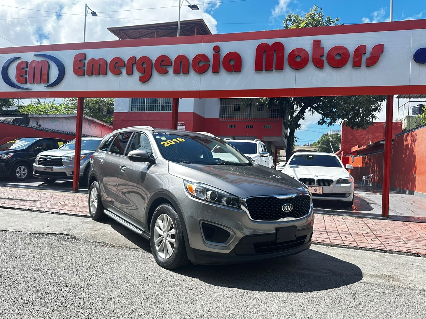 jeepetas y camionetas - Kia Sorento LX 2016